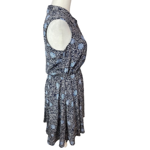 Garnet Hill silk Blue Floral Mini Dress, collar, Sleeveless, Size 2 - Picture 2 of 11